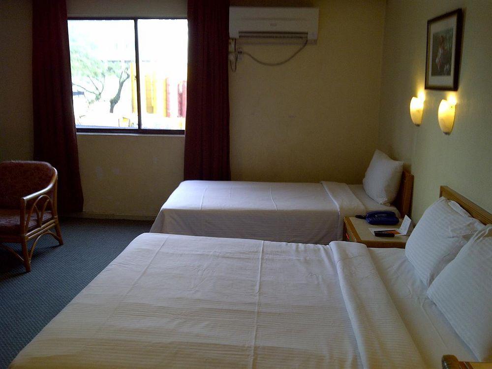 Corona Inn Kuala Lumpur Extérieur photo
