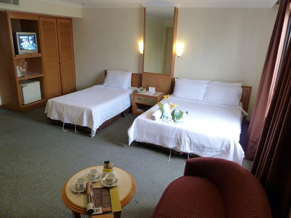 Corona Inn Kuala Lumpur Extérieur photo
